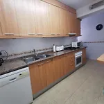 En Platja D'aro: A/c, Parking, A 2 Pasos De La Playa, 3 Hab, Terraza. - Es-209-12 Apartamento