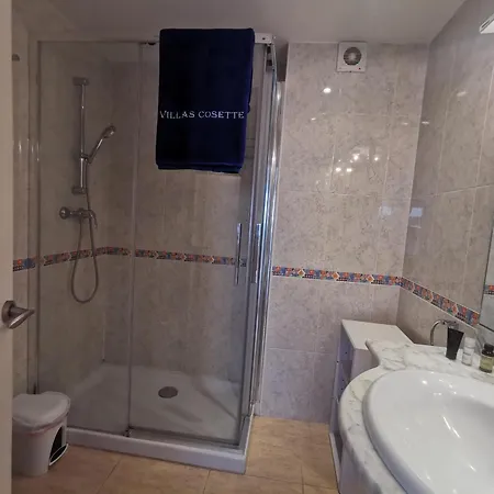 En Platja D'aro: A/c, Parking, A 2 Pasos De La Playa, 3 Hab, Terraza. - Es-209-12 Apartment