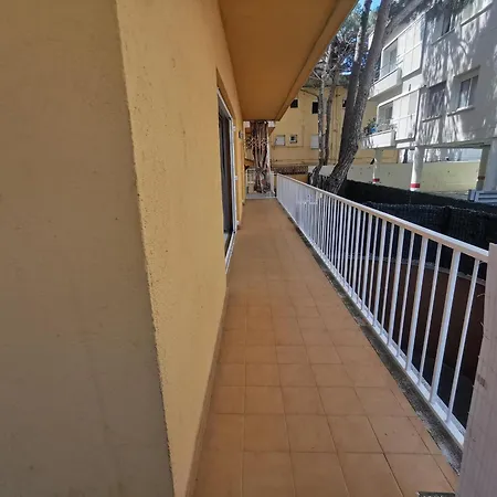 En Platja D'aro: A/c, Parking, A 2 Pasos De La Playa, 3 Hab, Terraza. - Es-209-12 Apartment
