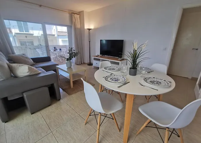 아파트 En Platja D'aro: A/c, Parking, A 2 Pasos De La Playa, 3 Hab, Terraza. - Es-209-12