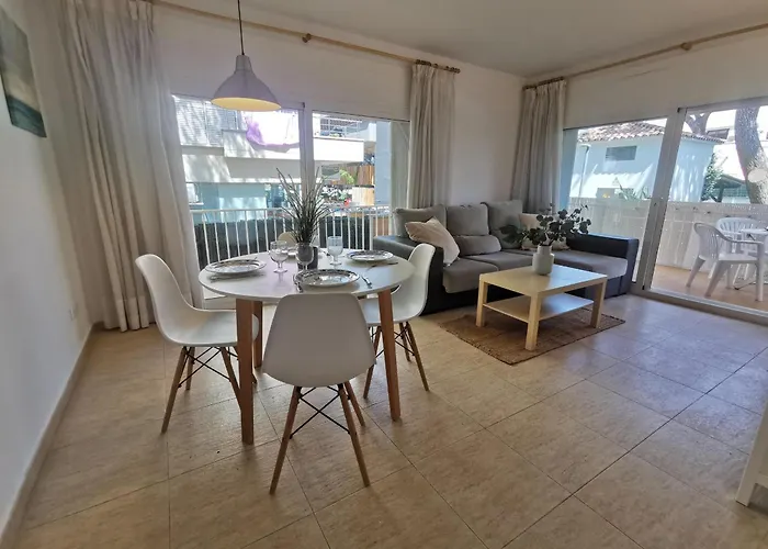 En Platja D'aro: A/c, Parking, A 2 Pasos De La Playa, 3 Hab, Terraza. - Es-209-12 아파트 *